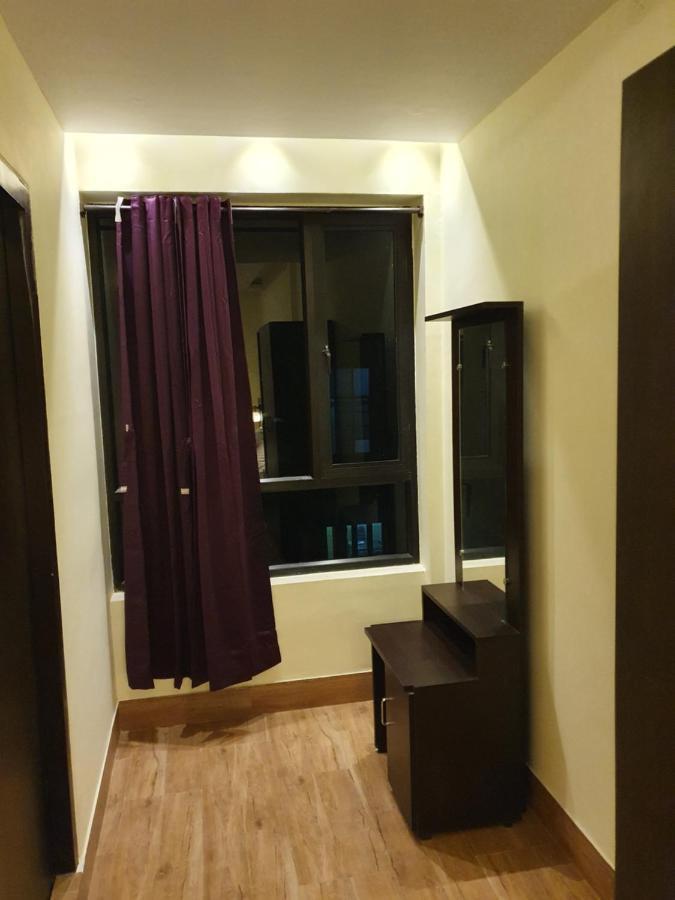 Sri Lakshmi Palace A/C Hotell Suluru Exteriör bild